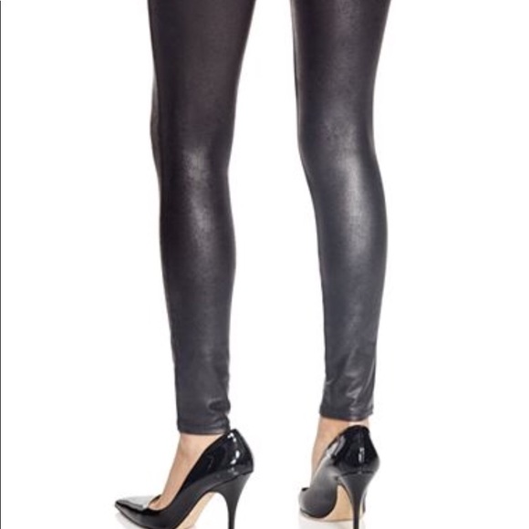 Leggings in Faux leather - Picture 4 of 5